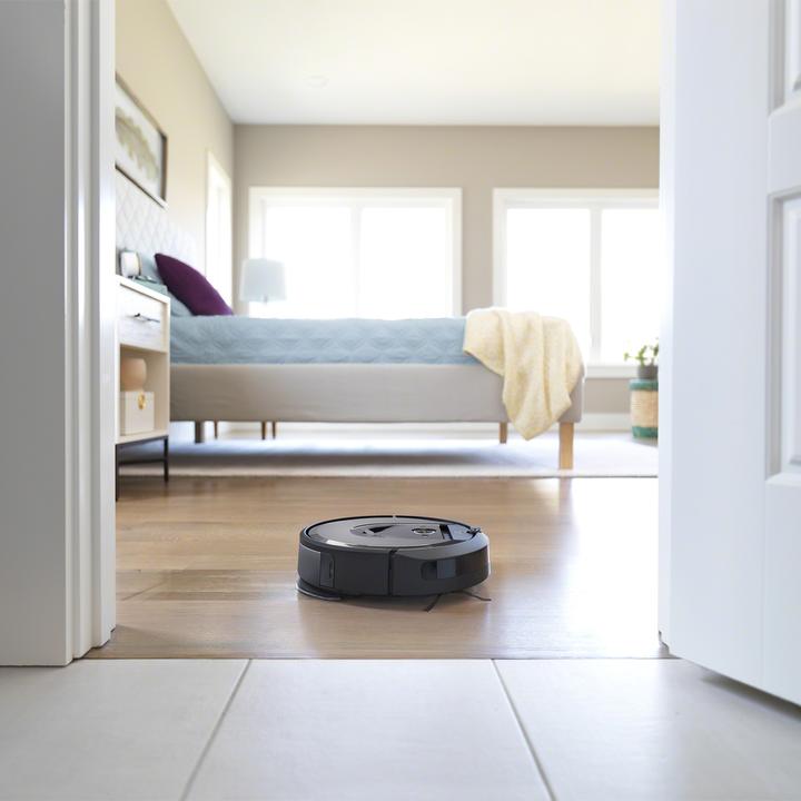 Produktbild iRobot Roomba Combo i8+ (Saugwischroboter)