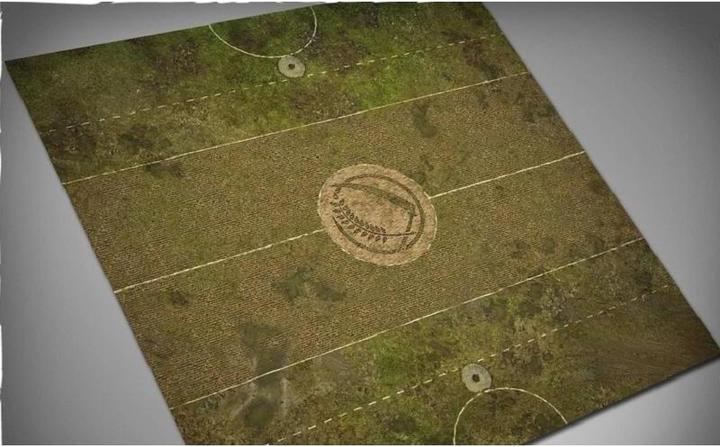 Image du produit Deep-Cut Studio 83MATGBM - Tapis de jeu - Farmers, Tapis de souris, taille 91 × 91 cm, terrain de jeu Guild Ball (Mousse)