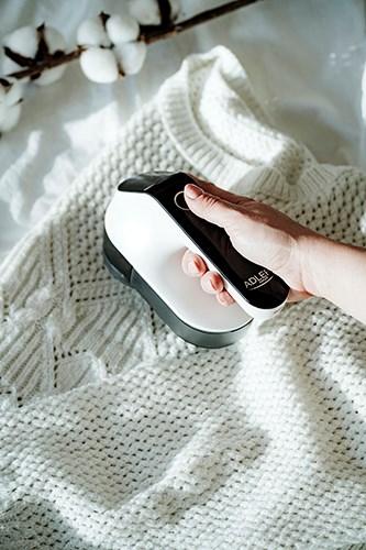 Produktbild Adler | Lint remover LCD | AD 9618 | White/Black | Rechargeable battery