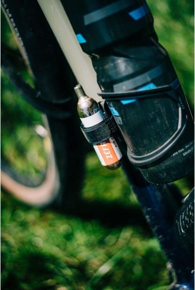 Actual product image Zefal BOTTLEH. PULSE Z2I CO2 KIT EZ BIG SHOT & 2X25G