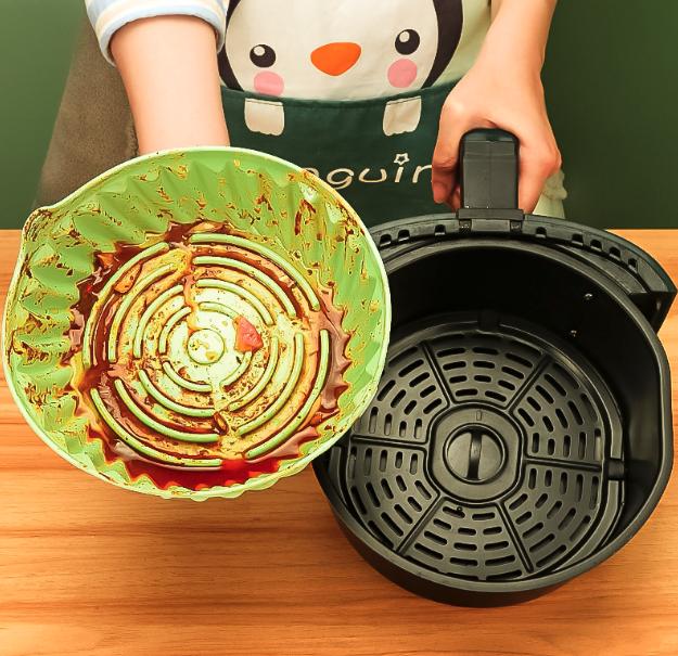 Actual product image Scandinavian Collection Airfryer silicone moulds