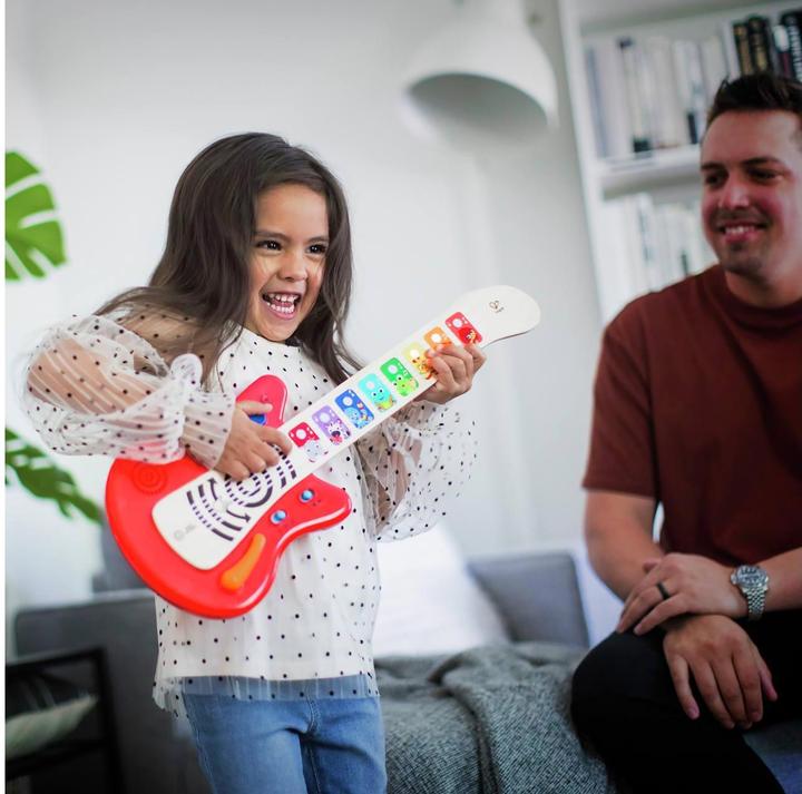 Produktbild Hape Deluxe Magic Touch Guitar (Italienisch, Englisch, Deutsch, Französisch)
