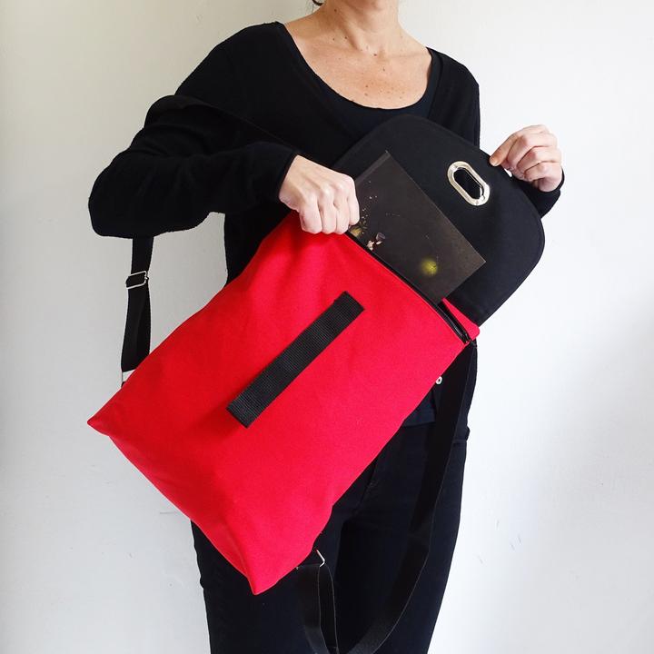 Immagine prodotto Only-Bags.Store Zaino in tela di cotone rossa con zip e scomparto sicuro, zaino LapTop