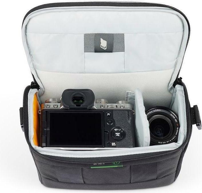 Actual product image Lowepro Adventura SH 140 III Green Line (Camera shoulder bag, 3 l)