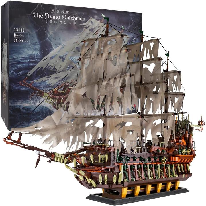 Mould King 13138 Flying Dutchman