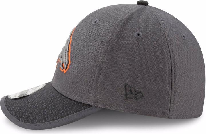 Image du produit New Era 39Thirty NFL Ligne de touche Denver Broncos (M/L)