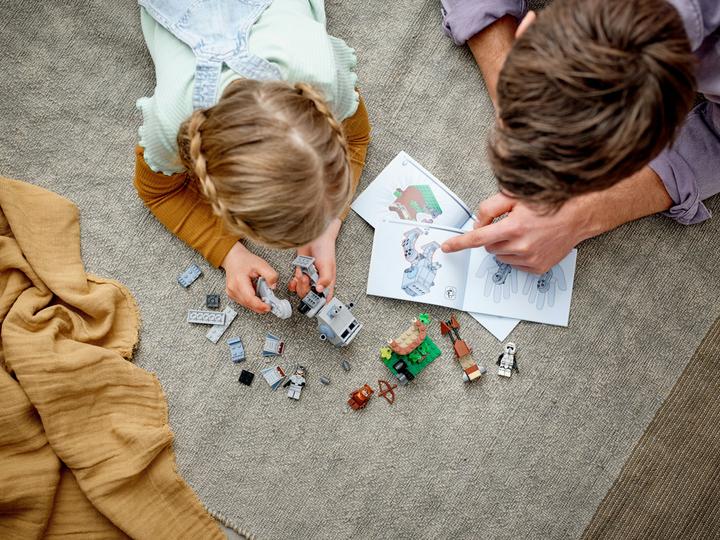 Actual product image LEGO AT-ST (75332, LEGO Star Wars)