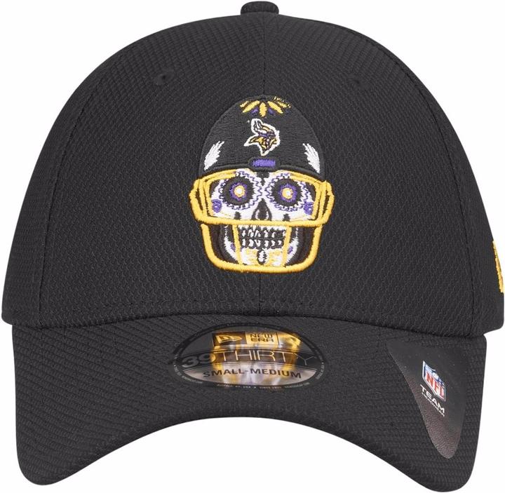 Actual product image New Era 39Thirty Stretchfit Diamond NFL Sugar Skull (L)