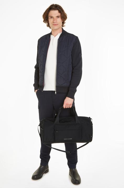 Actual product image Tommy Hilfiger Travel bag TH Skyline Duffle PSP24