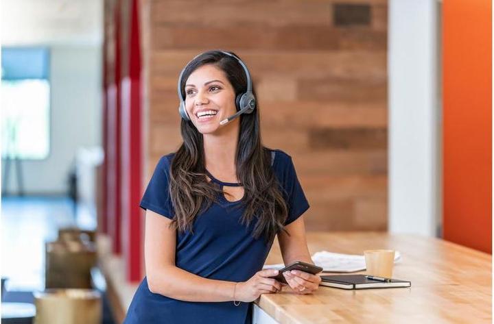 Actual product image Cisco 562 Wireless Dual Headset Standard Base Station Eu In Nms In Accs (Wireless, USB-A)