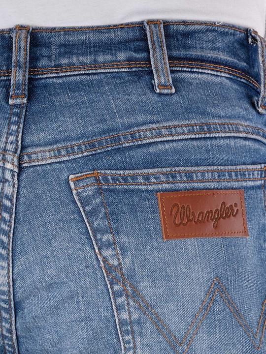 Actual product image Wrangler 10020317 (W33/L32)