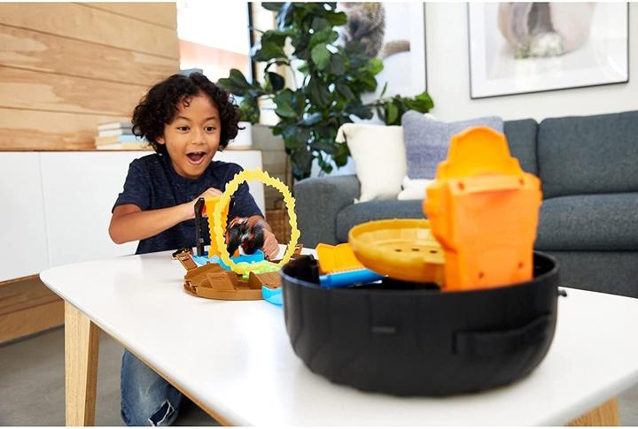 Immagine prodotto Hot Wheels Monster Trucks - Set di gioco con pneumatici acrobatici