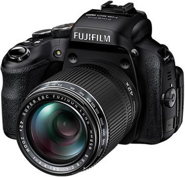 Fujifilm FinePix HS50 EXR (1/2")