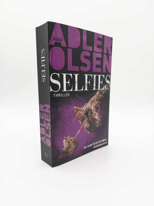 Produktbild Selfies (Deutsch, Jussi Adler-Olsen, 2019)