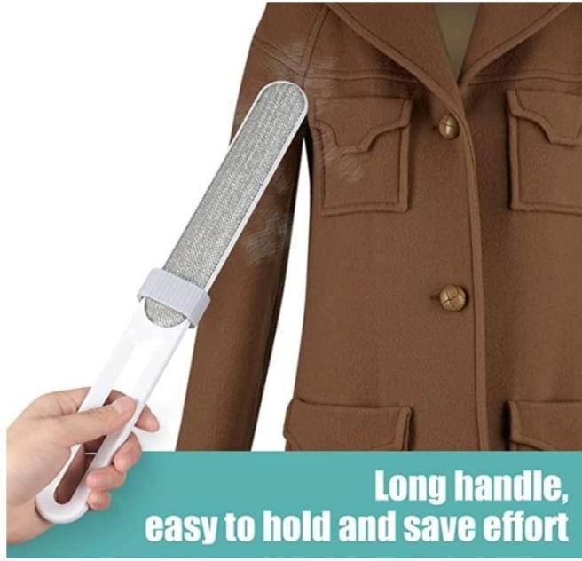 Actual product image MU Classic Lint Brush Self Cleaning