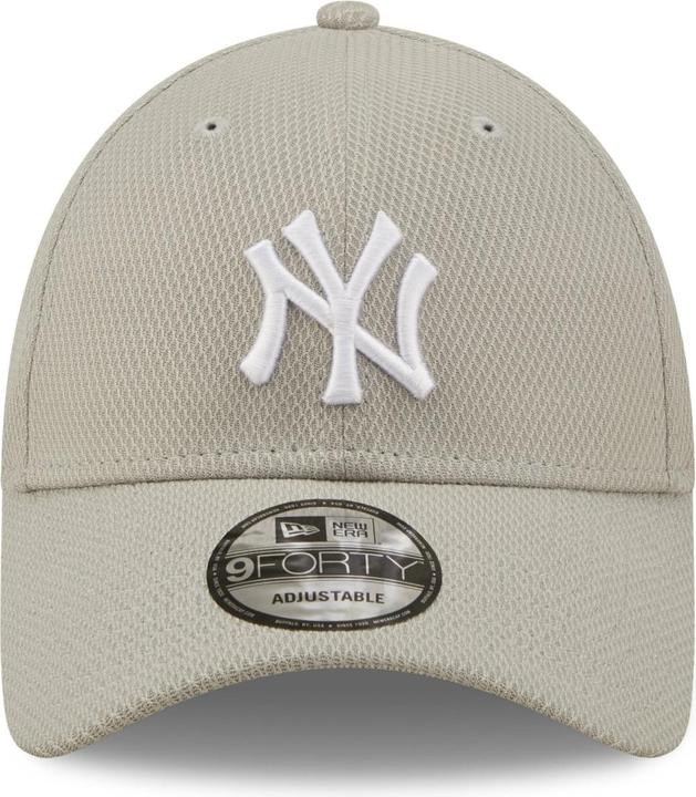 Actual product image New Era 9Forty Diamond New York Yankees