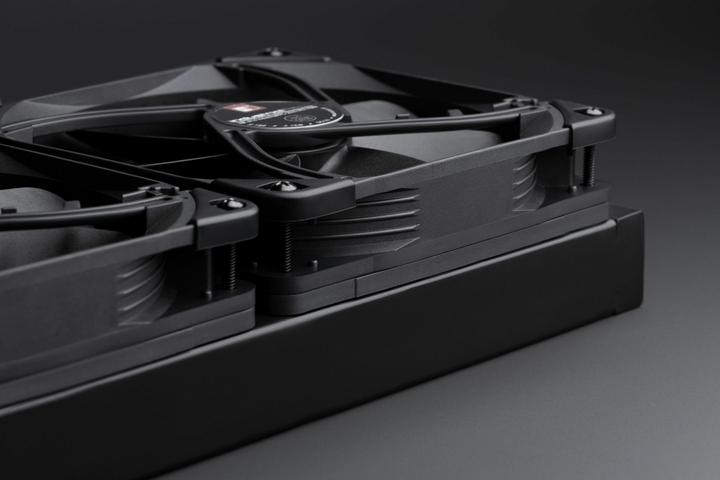 Actual product image Noctua NA-IS1-14 chromax.black spacer for 140 mm fan - set of 2