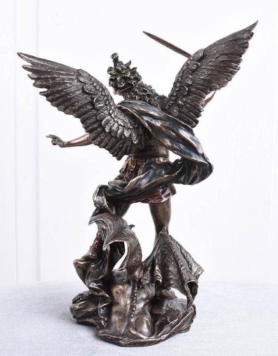 Produktbild Palo Skulptur Erzengel Michael kämpft gegen Satan