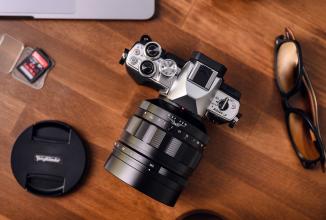 Actual product image Voigtländer Fixed Focal Length Nokton 60mm / 0.95 MFT - Black (Micro Four Thirds, Micro Four Thirds)