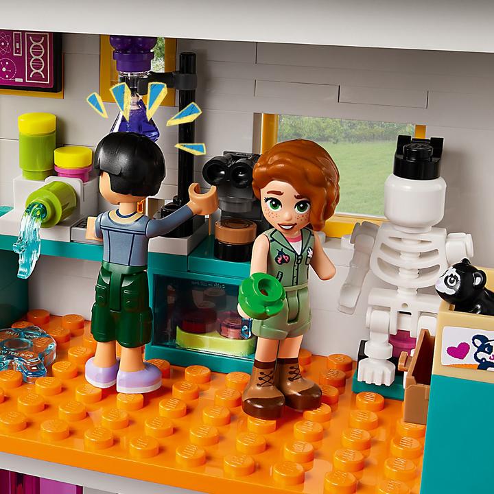 Produktbild LEGO Internationale Schule (41731, LEGO Friends)