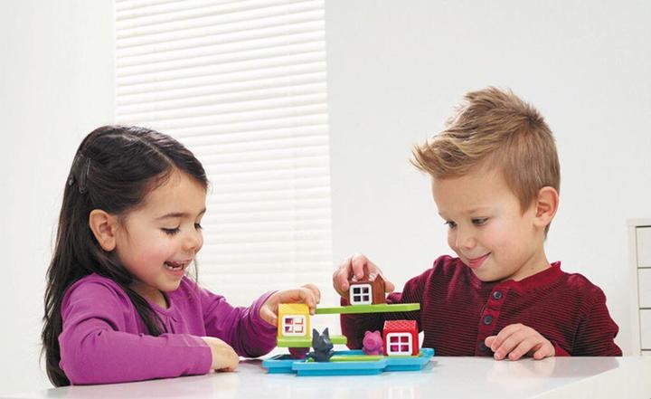 Actual product image Smart Games The 3 little pigs (Finnish, Italian, French, Dutch, Swedish, German, Norwegian, Portuguese, Danish, Spanish)