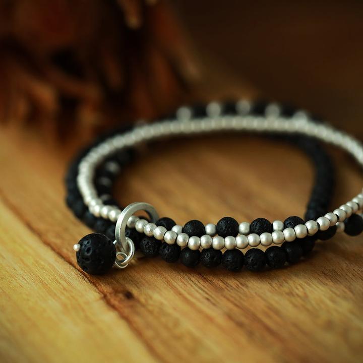 Produktbild Andreani Armband mit Anhänger aus echten Lavasteinen (8 cm)