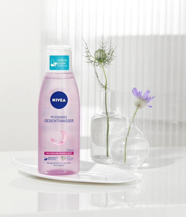 Produktbild NIVEA Pfl. Gesichtswasser (Puder, 200 ml)