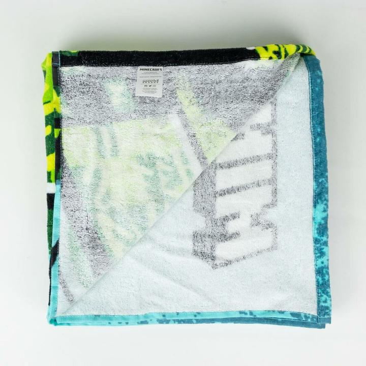 Actual product image Cerdá Minecraft Towel Premium Creeper 70 x 140 cm (70 x 140 cm)