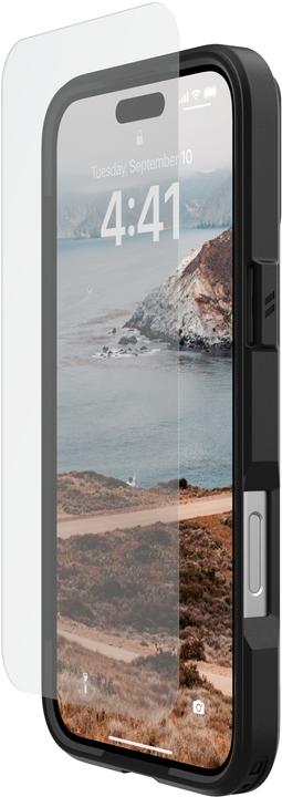 Actual product image UAG Glass Shield (1 Piece, Apple iPhone 16 Plus)