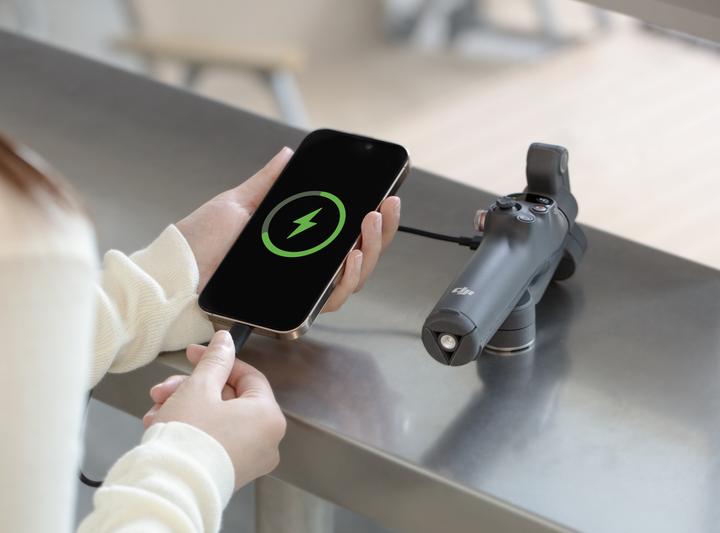 Actual product image DJI Osmo Mobile 7P (Smartphone, 0.30 kg)