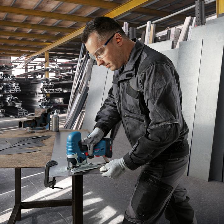 Produktbild Bosch Professional Bosch GST 18V-125 S Professional Akku Stichsäge 18 V 125 mm Brushless + 2x Akku 4,0 Ah + Ladegerät