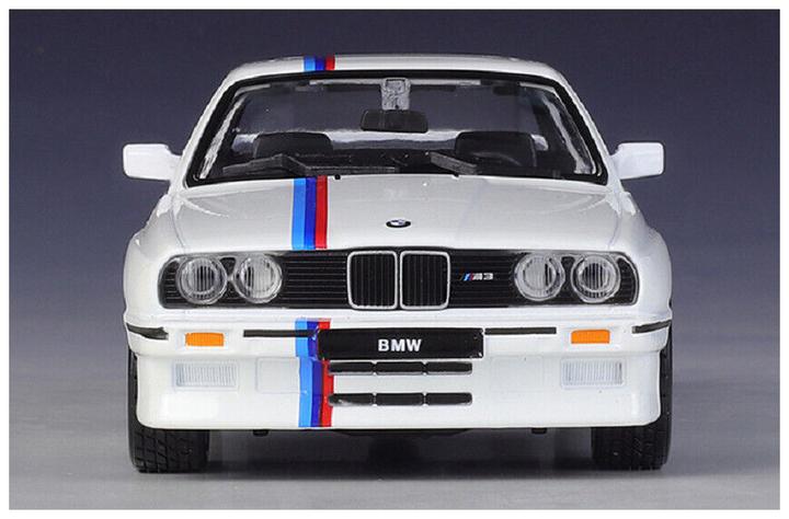 Actual product image Bburago M3 1988