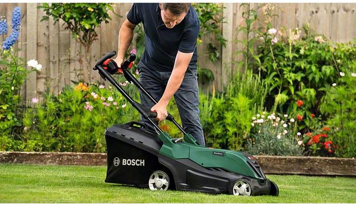Actual product image Bosch Home & Garden AdvancedRotak 36V-44-750 cordless lawn mower, without battery (Rechargeable battery operated)