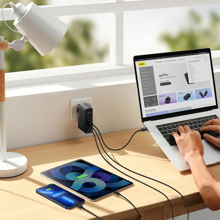 Productafbeelding Baseus GaN5 Pro Snellader 2C+U 140W EU Zwart (140 W)