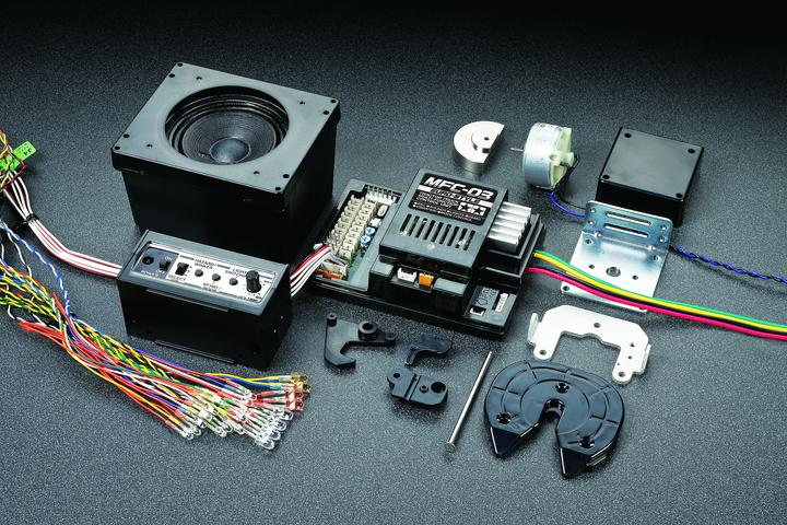 Actual product image Tamiya Truck multifunction unit MFC-03 Euro-Style