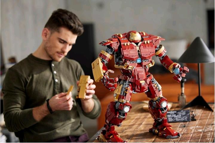 Produktbild LEGO Hulkbuster (76210, LEGO Seltene Sets, LEGO Marvel)