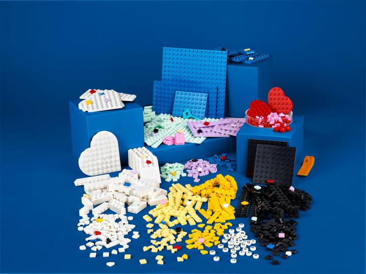 Image du produit LEGO Ultime ensemble de designers (41938, LEGO Dots)