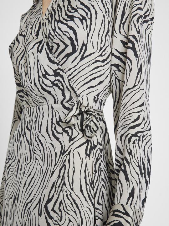 Produktbild Vila Midi Wickelkleid (38)