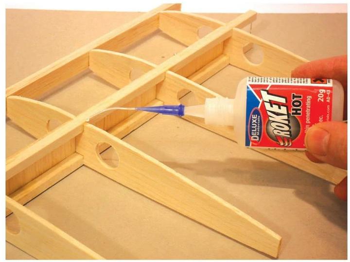 Image du produit Deluxe Materials Roket Hot CA 20g (35 g, 1 ml)