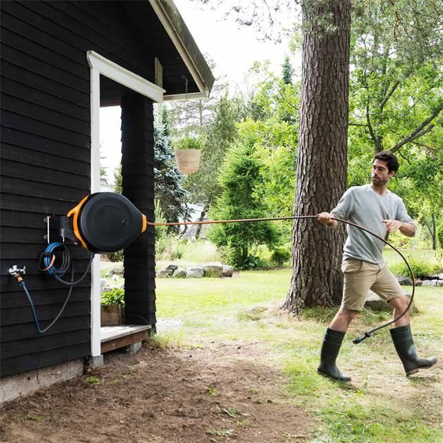 Actual product image Fiskars Wall Mount