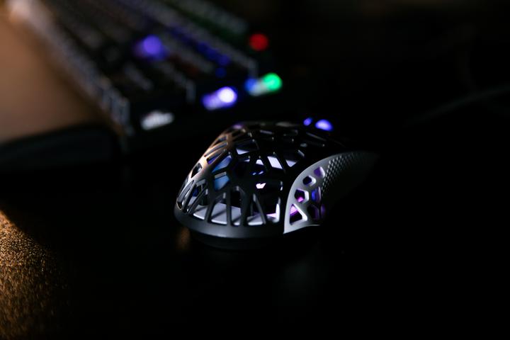 Produktbild Konix Souris Ultra Light - Magic The Gathering (Kabelgebunden)