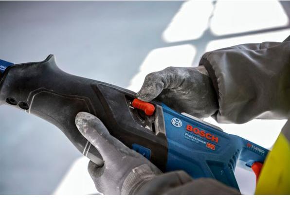 Productafbeelding Bosch Professional Draadloze reciprozaag BOSCH Click+Go GSA 18V-28 BITURBO
