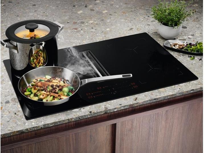 Actual product image Electrolux DMGL8372UO