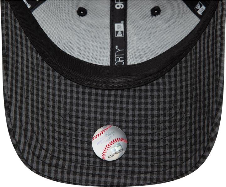 Actual product image New Era 9Forty Strap Cap - SEERSUCKER Los Angeles Dodgers