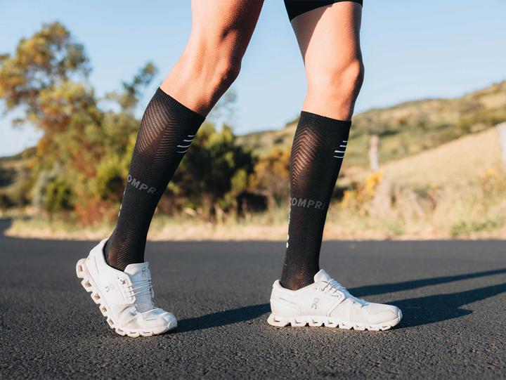 Image du produit Compressport FULL SOCKS Oxygen noir (42 - 44)
