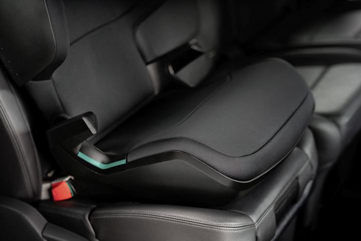 Actual product image Britax Römer Kidfix M (Child seat, ECE R129/i-Size Standard)