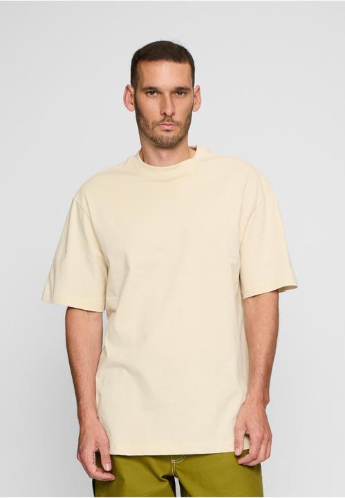 Actual product image Urban Classics Organic Tall Tee - 14085 (XXL)