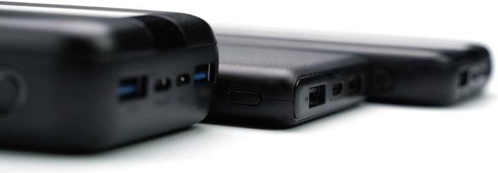 Produktbild Techly Power Bank Charger 10000mAh 2x USB 1x USB-C with USB-C Cable (10000 mAh, 10 W, 37 Wh)
