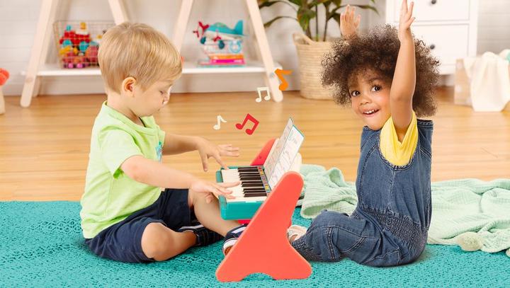 Immagine prodotto B.toys B. Mini Maestro - Mini pianoforte per bambini con 25 tasti e libretto musicale incluso (Inglese)