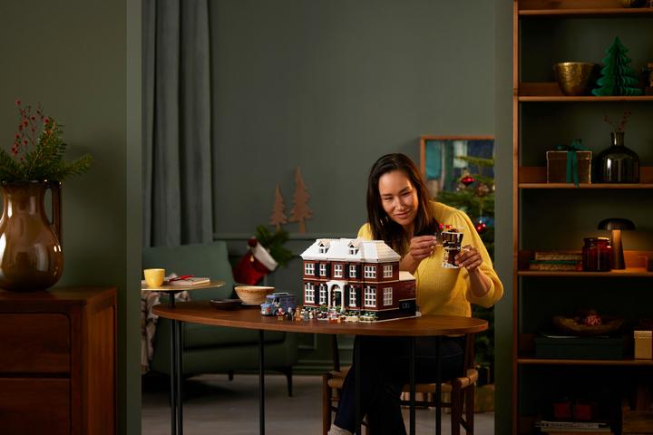 Immagine prodotto LEGO Home Alone (21330, LEGO Ideas, Set LEGO rari)